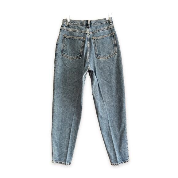 Vintage GAP High Rise Mom Jeans - Picture 2 of 4
